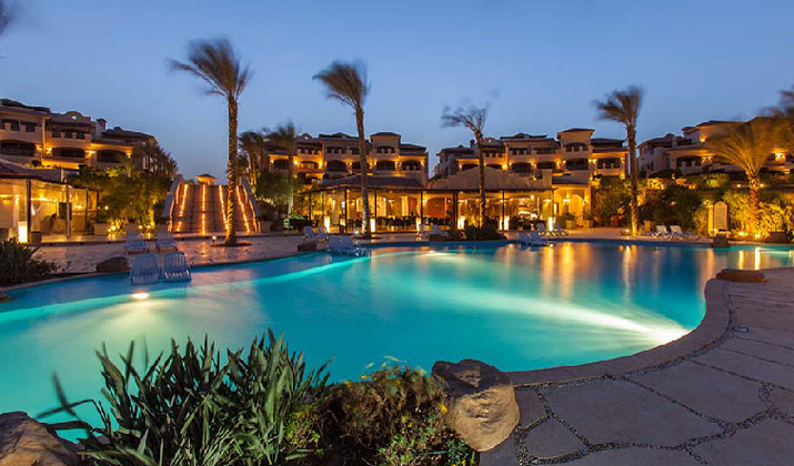 بنتهاوس لافيستا العين السخنة